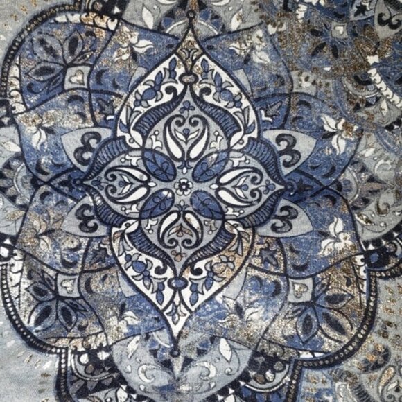 Sryle & Co Printed Sweatshirt Blue Medallion Trio - Picture 4 of 7